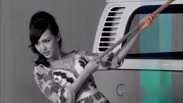 最新足球綜藝節(jié)目大盤點(diǎn)，足球場上的歡樂與同伴時光