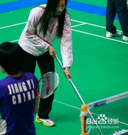 羽毛球比賽運動員宣誓指南，步驟詳解