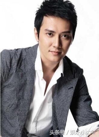 中國男明星星光下的溫馨日常圖片集