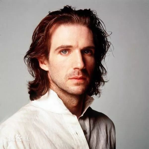 瑟蘭迪爾演員，奇幻日常揭秘