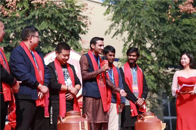 湖北石花酒價格一覽表,湖北石花酒價格一覽表——科技與傳統(tǒng)釀酒的完美結(jié)合