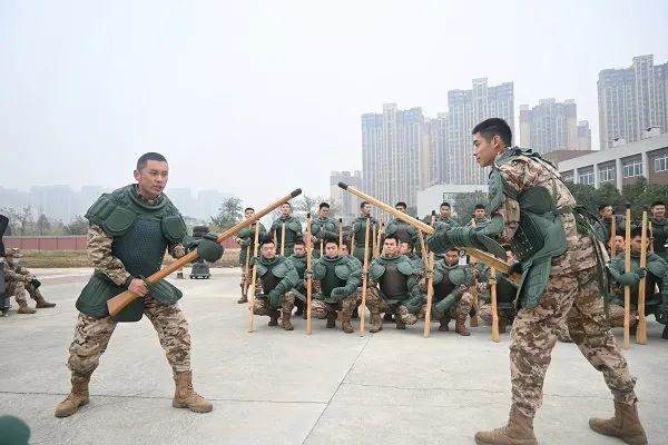 武警警官學(xué)院最新動態(tài)與小巷深處的特色小店探秘揭秘