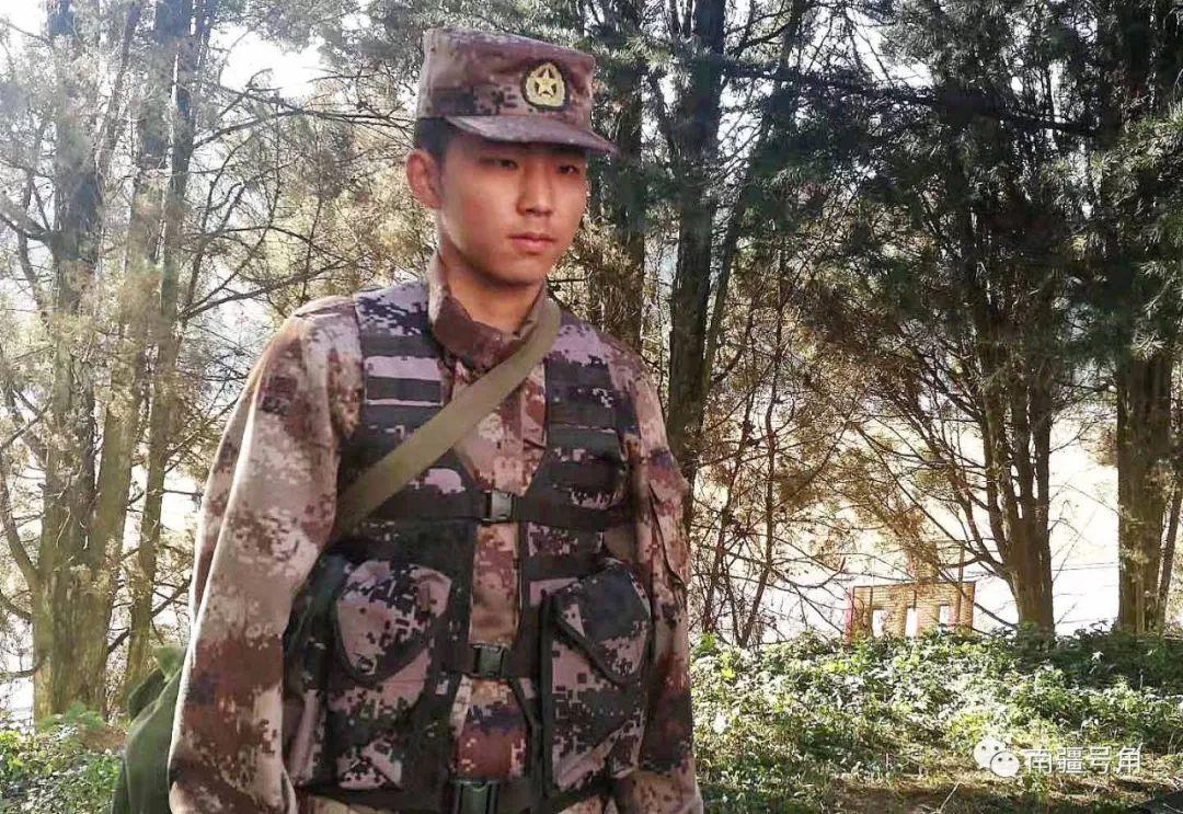 二年級隊(duì)列比賽精彩瞬間回憶