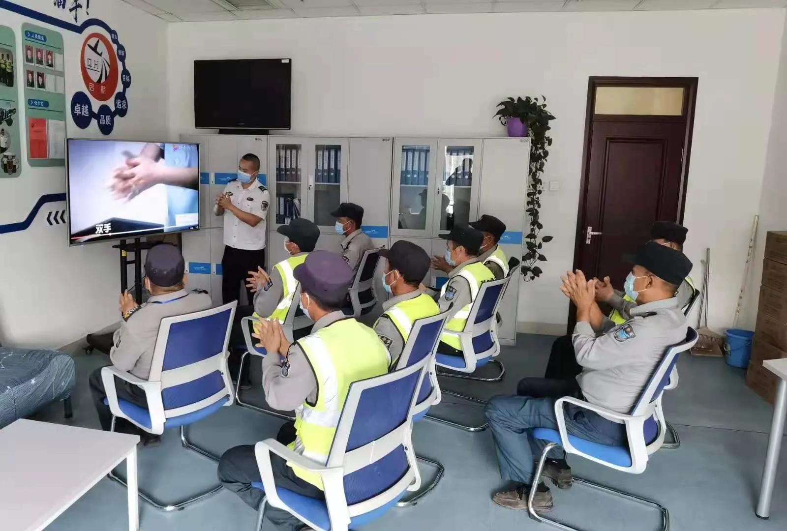 航空疫情最新動(dòng)態(tài)下的隱秘小巷美食奇遇