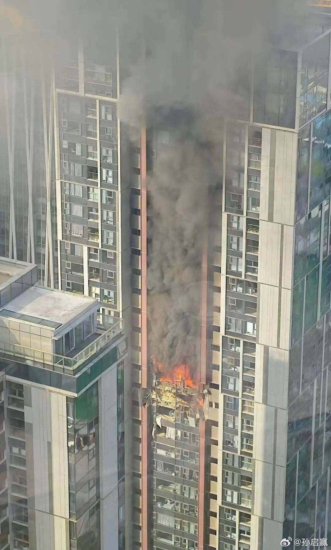 深圳火災(zāi)背后的溫馨日常故事正在上演