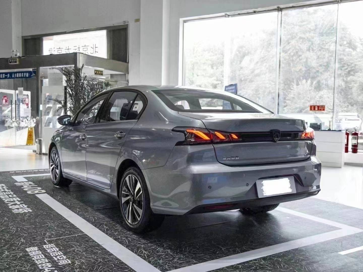 東風(fēng)雪鐵龍全新C4世嘉408最新款,時代風(fēng)尚與地位的完美融合