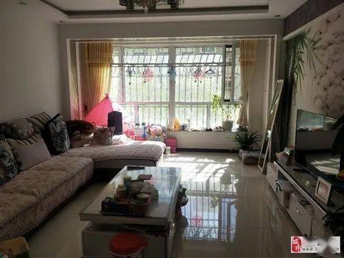 遂川二手房最新轉(zhuǎn)讓?zhuān)∠锷钐幍莫?dú)特風(fēng)情房源