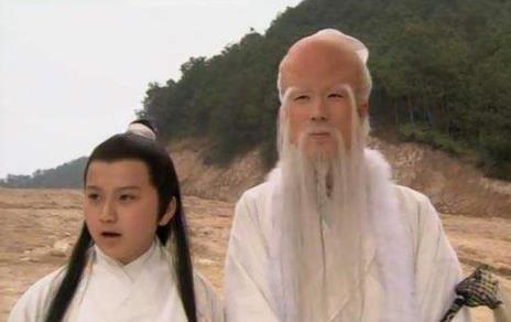 洪荒之截教仙童,神秘小巷與特色小店的奇遇