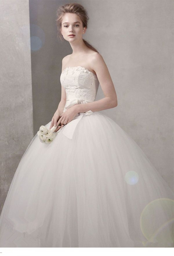 最新款婚紗照，愛的綻放與友情的紐帶時光紀念冊