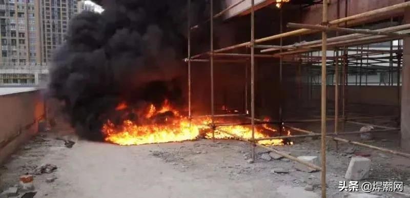 孝感最新交通事故背后的故事與美食奇遇揭秘