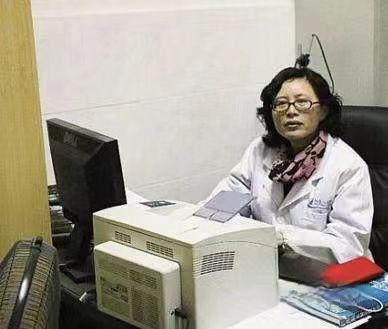 蘭越峰最新動態(tài)，多面視角解讀與個人立場分析