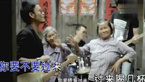 張?zhí)J葦最新客家話視頻，親情與友情的溫馨日常